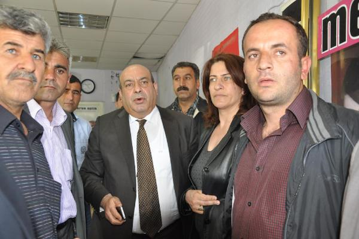 BDP\'li Kaplan\'ın Bulunduğu Gruba Polis Müdahalesi