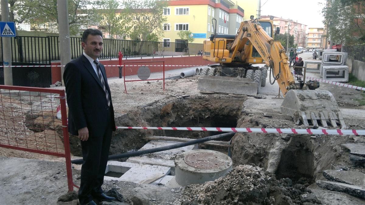 Gemlik Belediyesi\'nden Alt Yapı Hamlesi