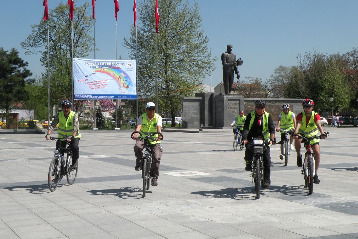 Gölyaka\'ya Pedal Çevirdiler
