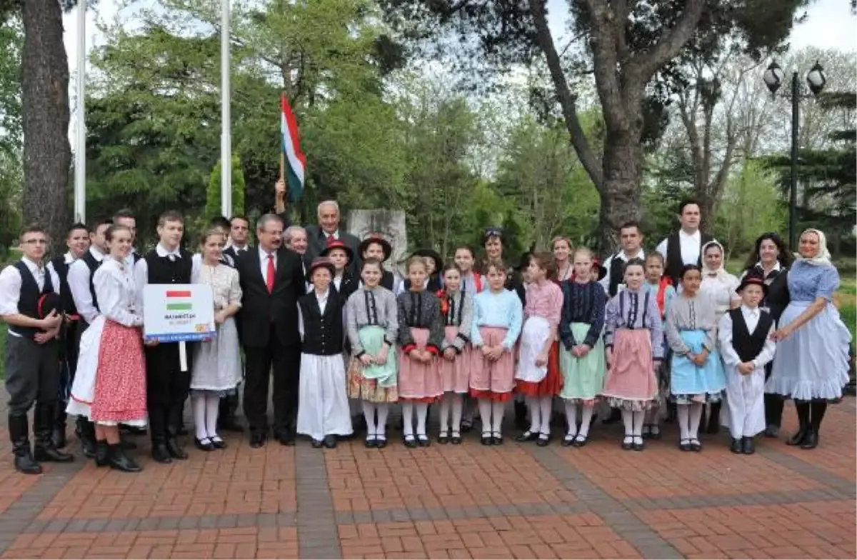 Görevi Sona Büyükelçi Macar Kralının Anı Evini Gezdi