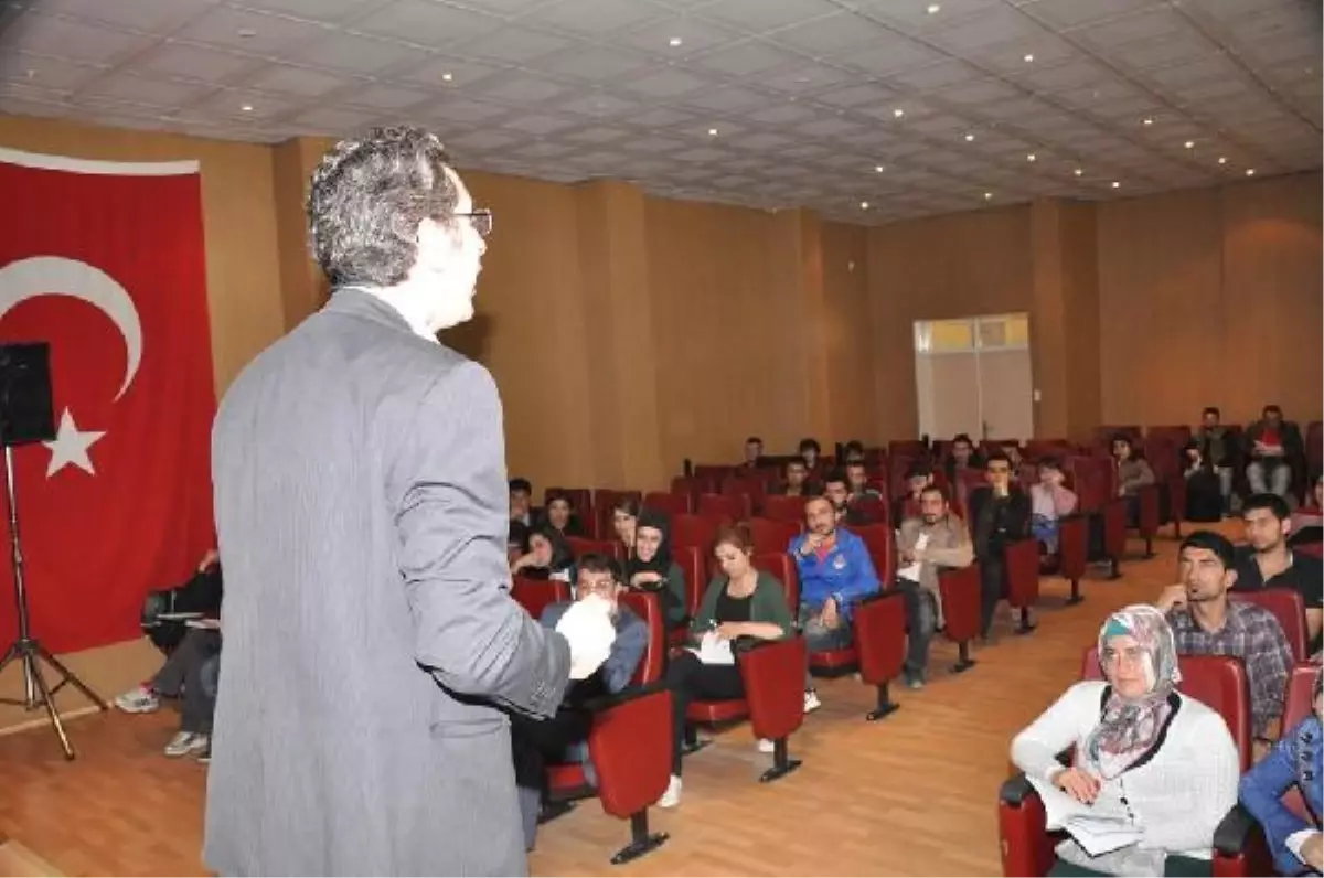 Hakkari Üniversitesi Öğrencilerine Kürtçe Kurs