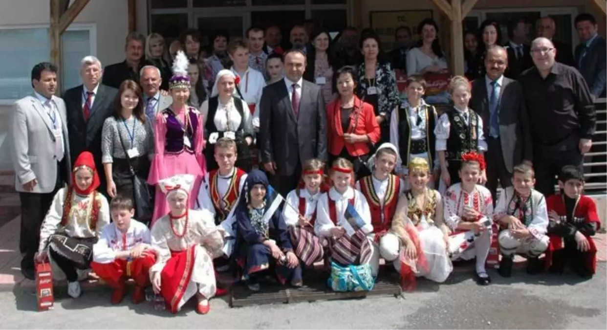 Halk Oyunları Festival Ekibinden Sakarya İl Özel İdaresine Ziyaret