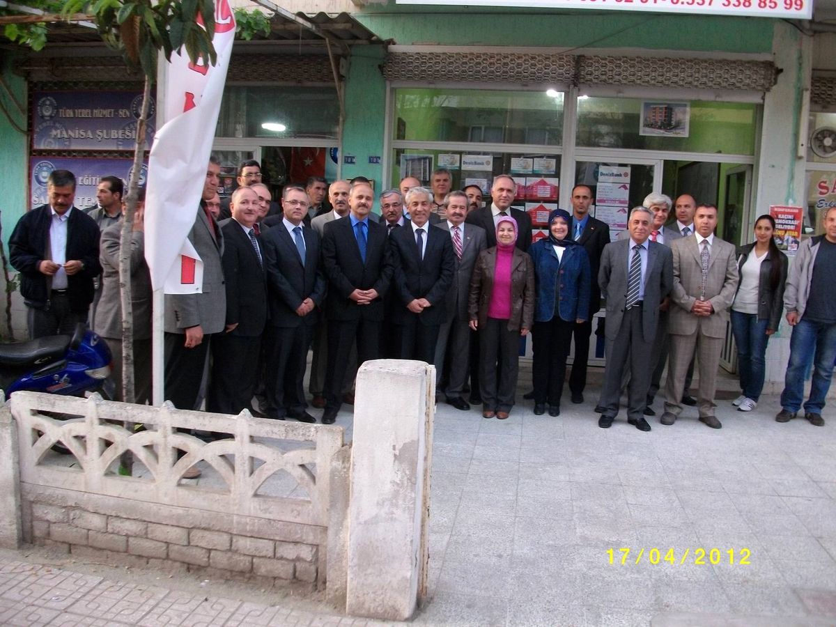 Kaymakam Peynircioğlu, Türk Eğitim-Sen\'i Ziyaret Etti