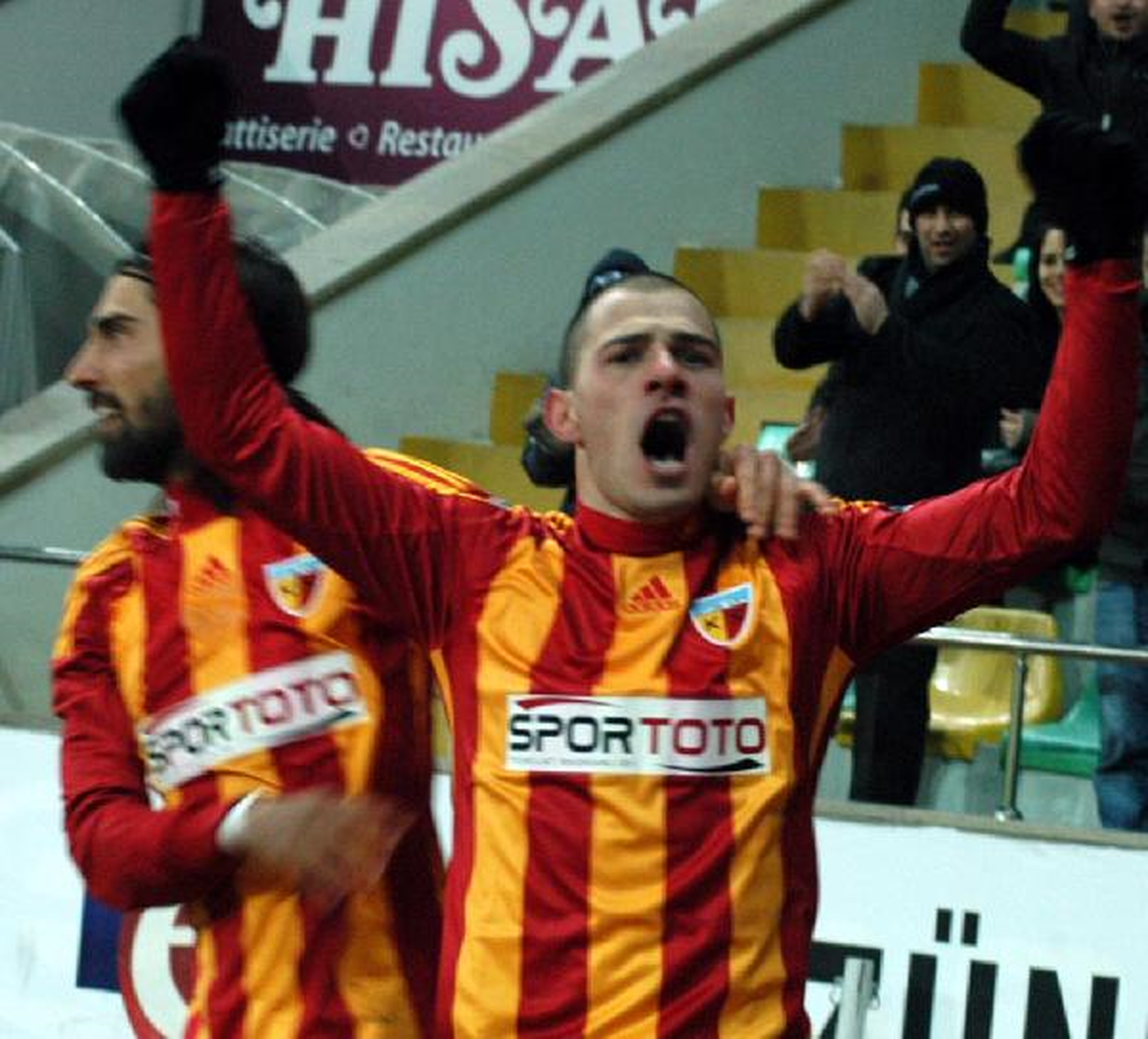 Kayserispor Haberine Ek: "Troisi Kenti Terketti"