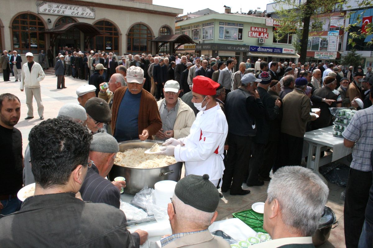 Kutlu Doğum Pilavı Yoğun İlgi Gördü
