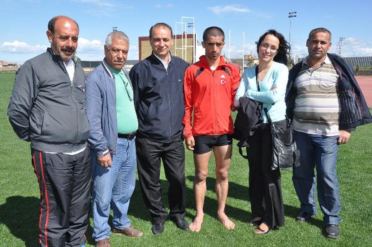 Mayın Kurbanı Engelli Milli Atlete, Bağlar Belediyesi Sponsor Oldu