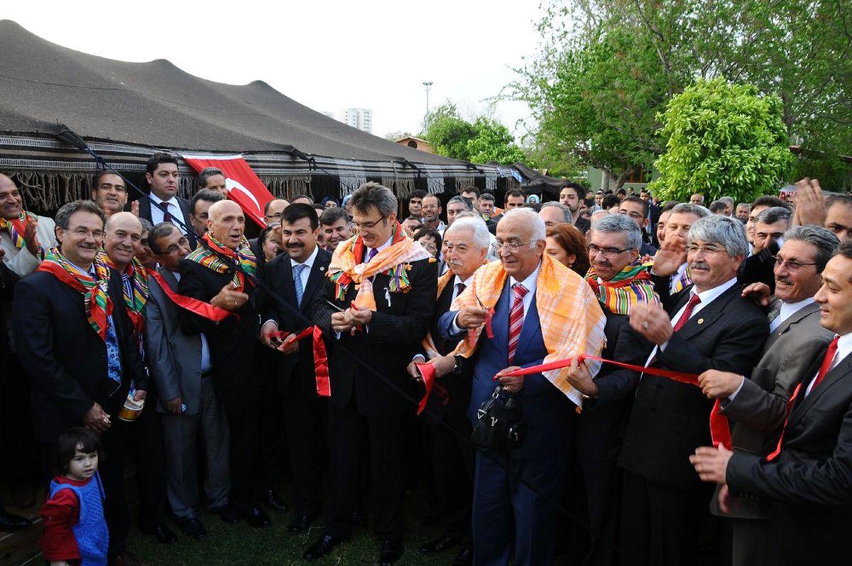 Merkez Park'ta Yörük Çadırı