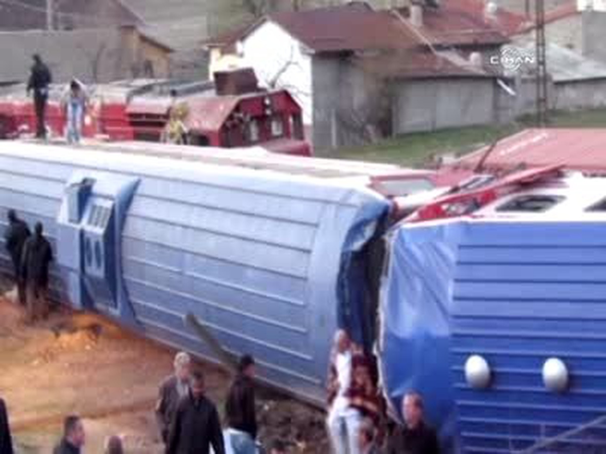 Niğde'deki Tren Kazasında Makinistler Alkollü Çıktı