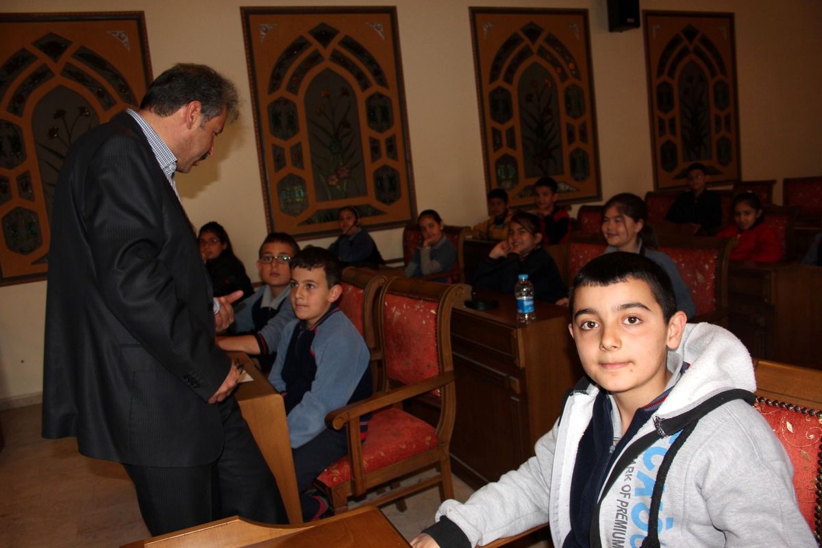 Öğrenciler Yerel Yönetimler Konusunu Belediyede İşlediler