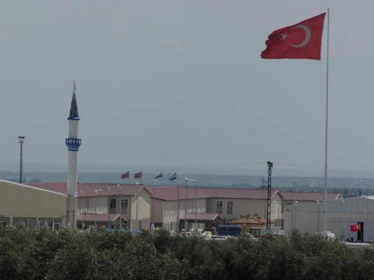 Suriyeliler'den Cuma Namazı Sonrası Protesto