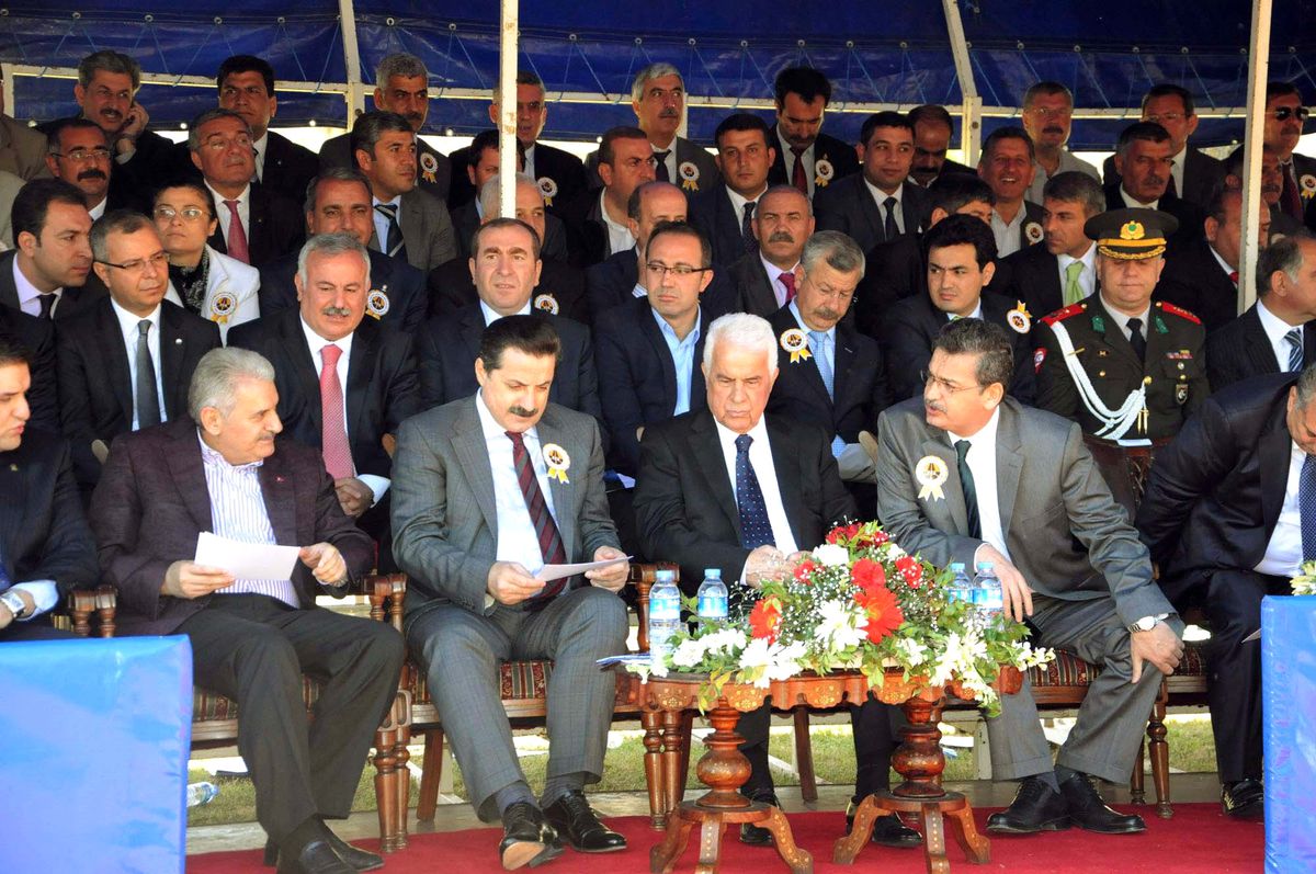 Vali\'den Başbakan\'a Teşekkür