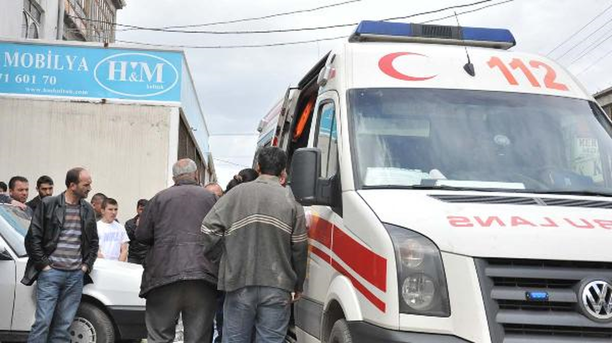 30 Yaşındaki Döşemeci Kendini Astı