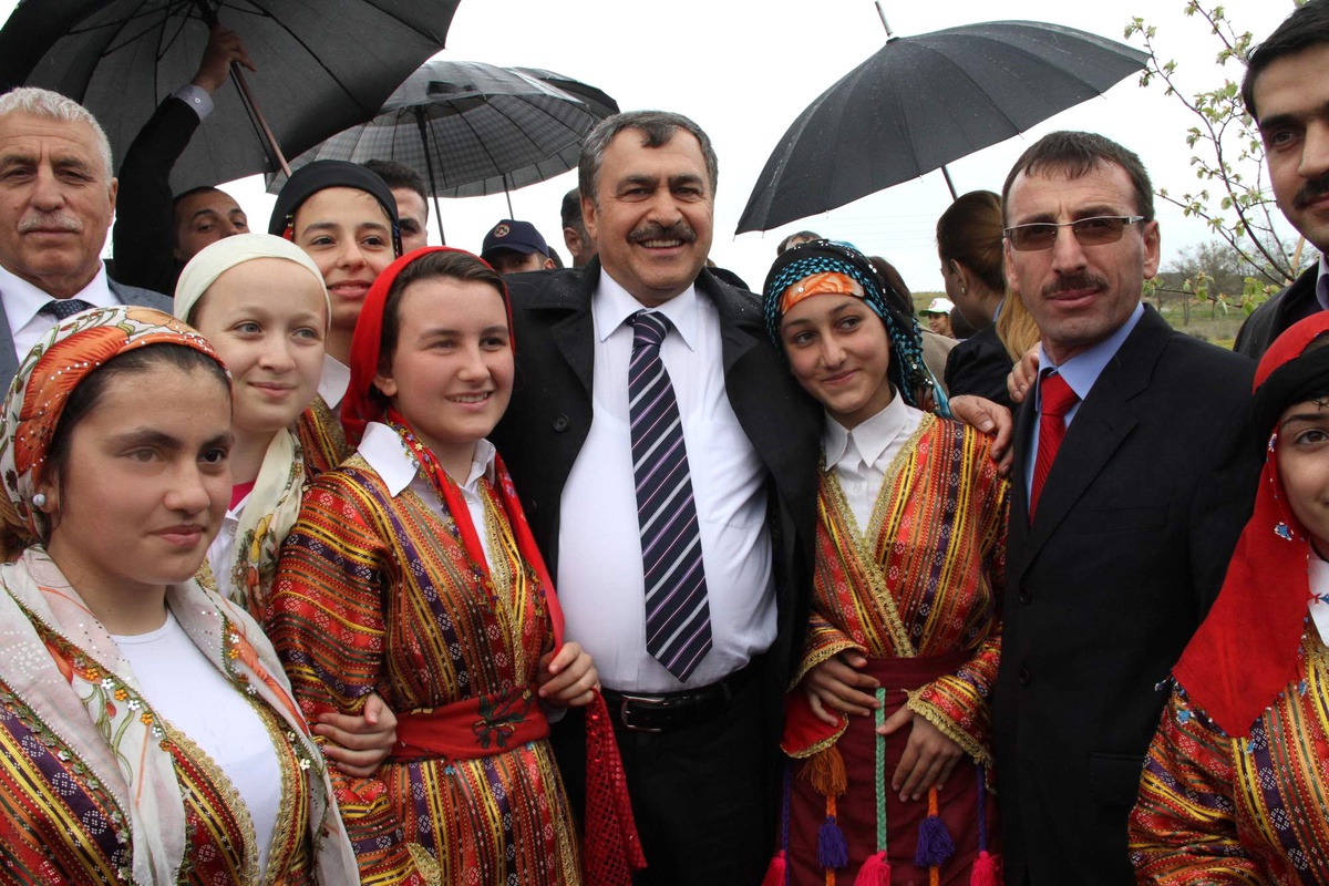 Bakan Arınç ve Eroğlu Fidan Dikim Törenine Katıldı