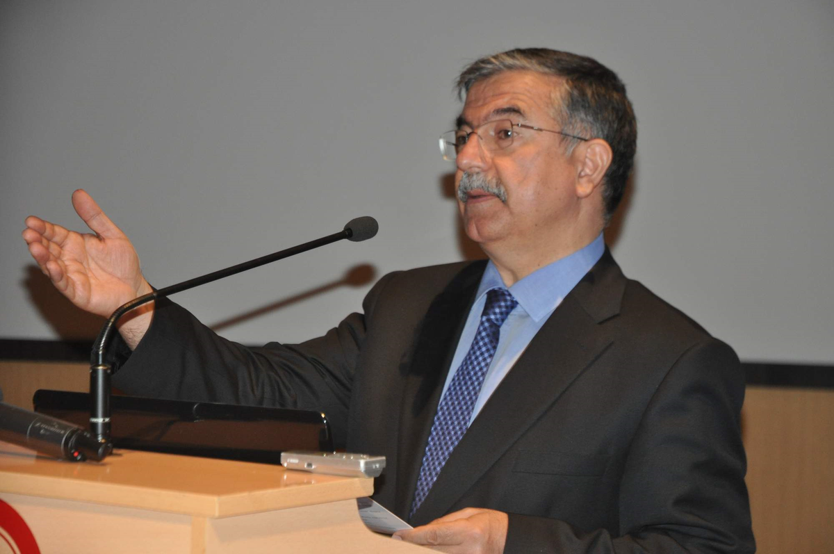 Bakan Yılmaz Sivas\'ta