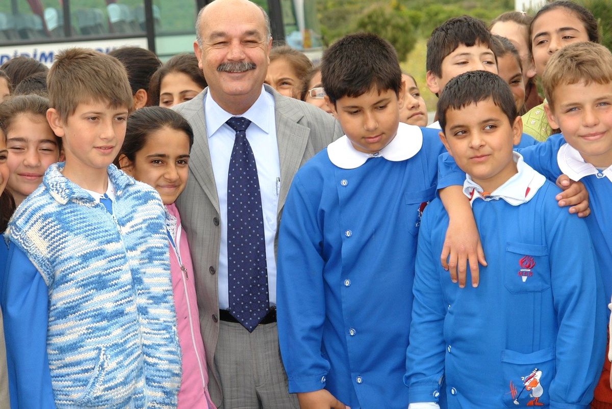 Başkan Mümin Kamacı\' Nın 23 Nisan Kutlama Mesajı