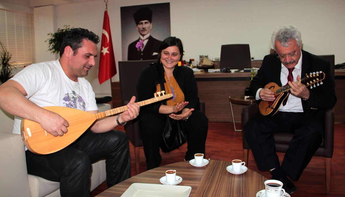 Başkan Tanık'tan Yunanlı Sanatçılara Müzik Şov