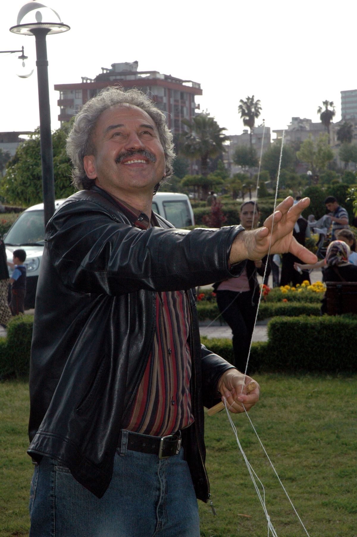 Çocuklar Bahane Uçurtma Şahane