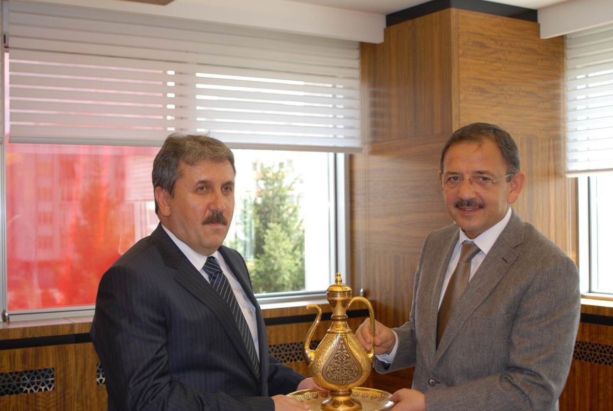 Destici\'den Büyükşehir Ziyareti