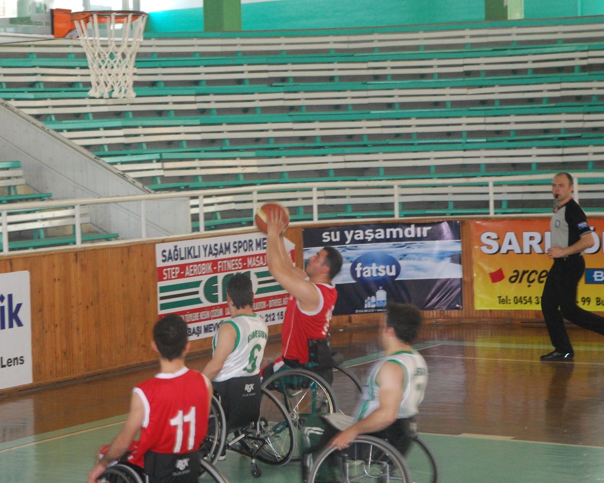 Giresun Bedensel Engelliler Gençlik ve Spor Kulubü Basketbol Takımı Play-Off\'ta