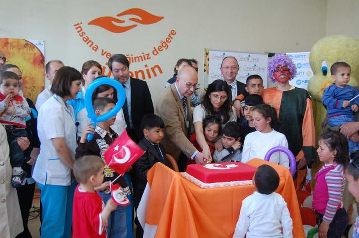 Hokus Pokuslu Bayram Kutlaması