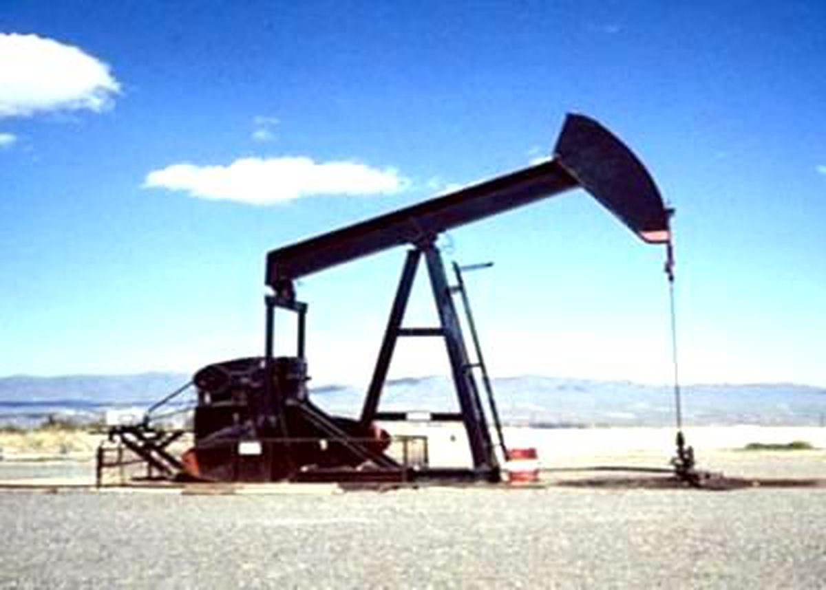 İngiltere\'de Petrol Tavan Yaptı