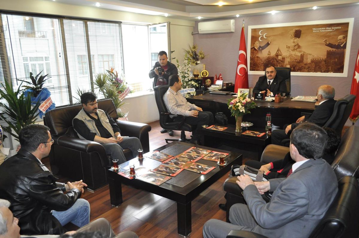 Kamu Sen\'den MHP Ziyareti