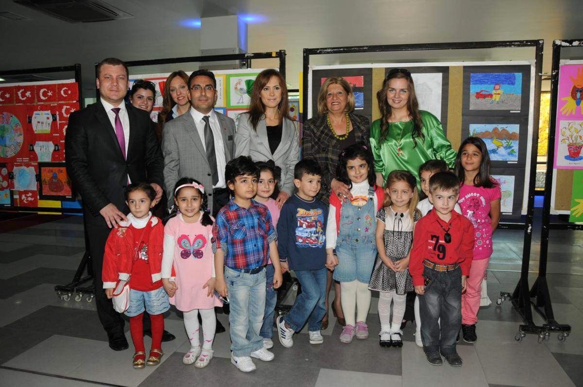 Minik Öğrencilerden 23 Nisan Kutlaması