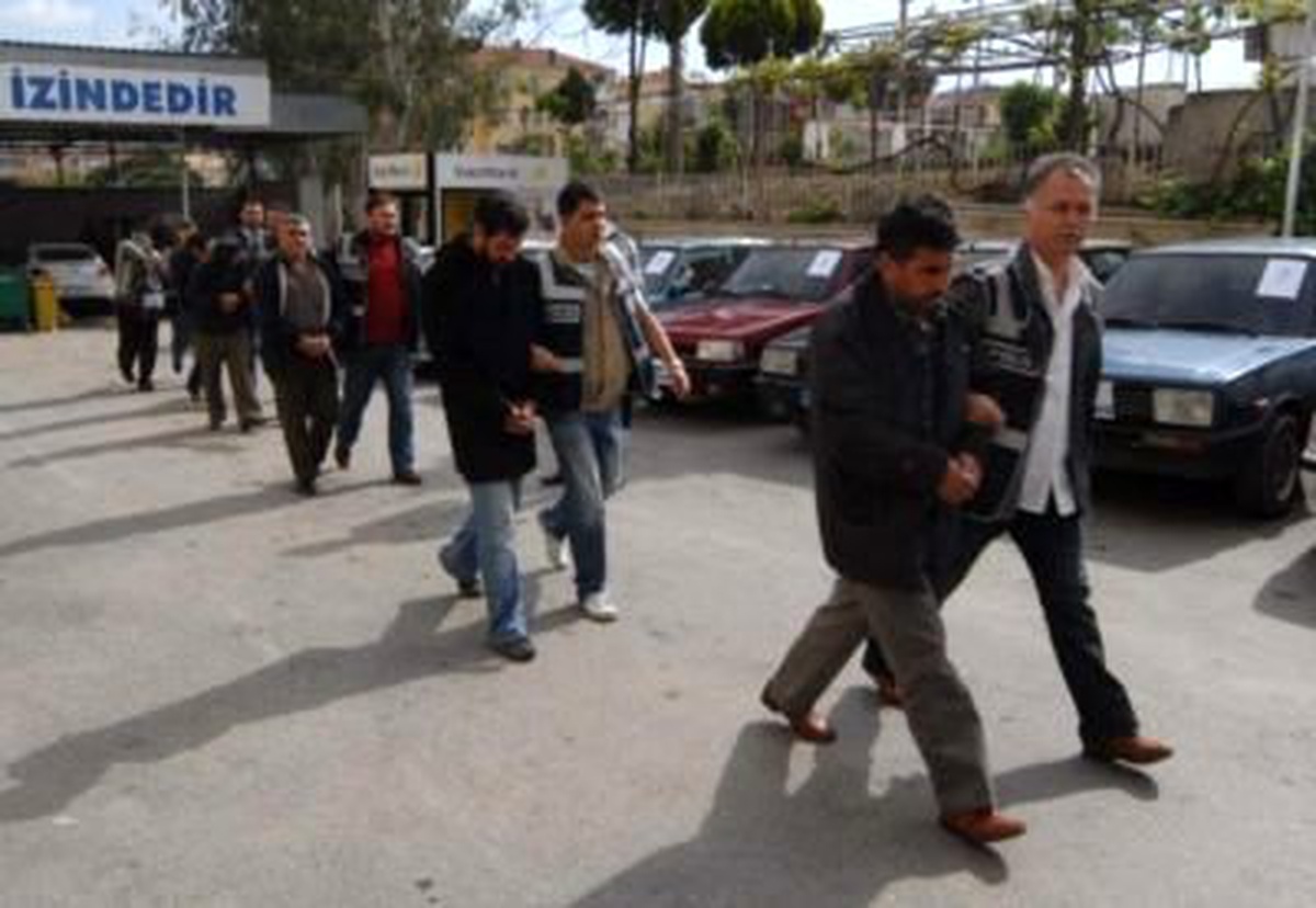Oto Hırsızlık Şebekesinin Şifresini Polis Çözdü (2)