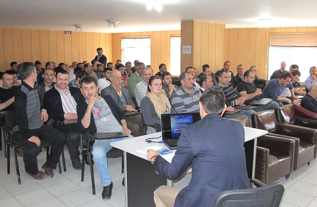 Rize\'de Fırıncılara Hijyen Eğitimi