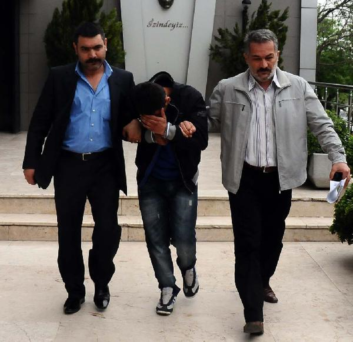 Tacizci Kullandığı Parfüm Sayesinde Yakalandı