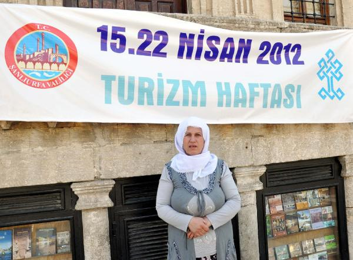 Turistik Gezi İçin Saatlerce Otobüs Beklediler