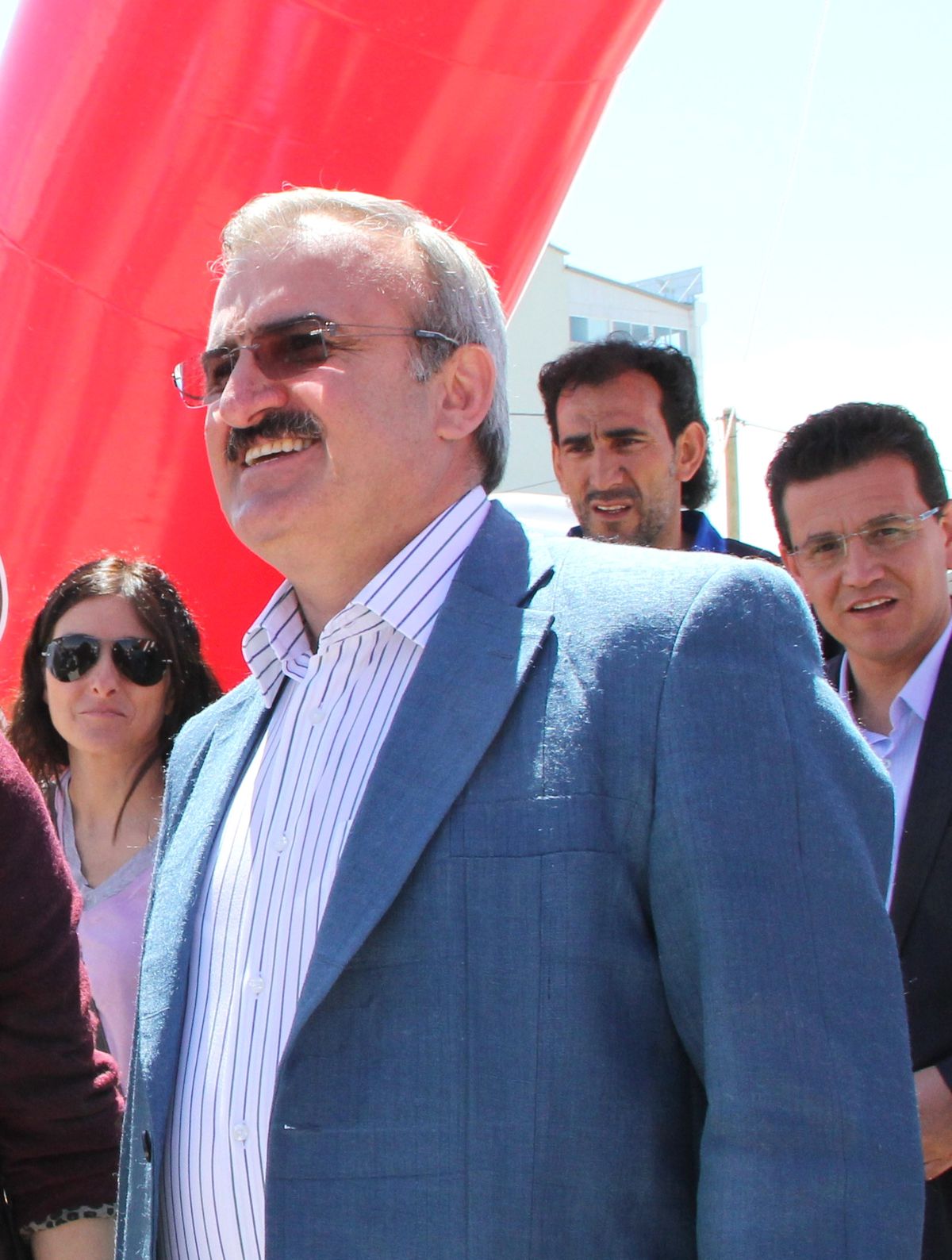 Van Valisi Karaloğlu'ndan 'Doktora Darp' Açıklaması