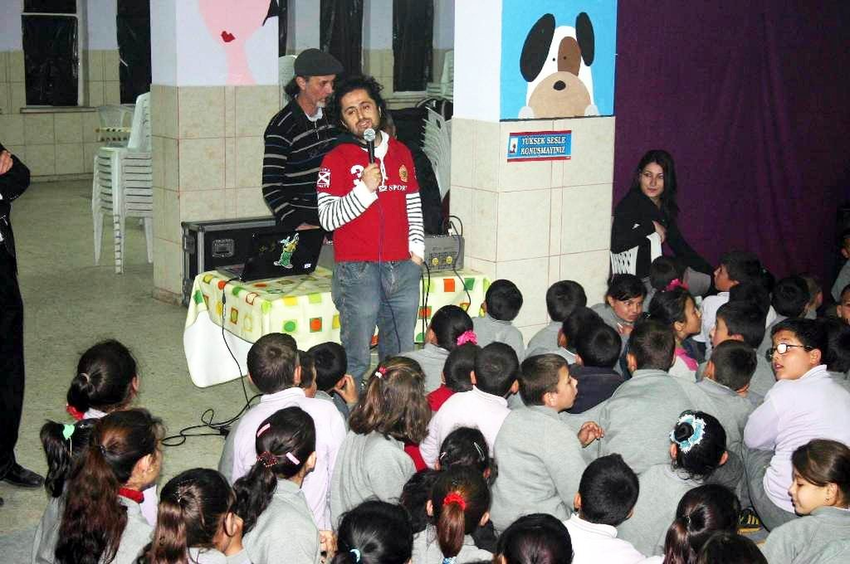 Ayvalık Belediyesi\'nden Bremen Mızıkacıları