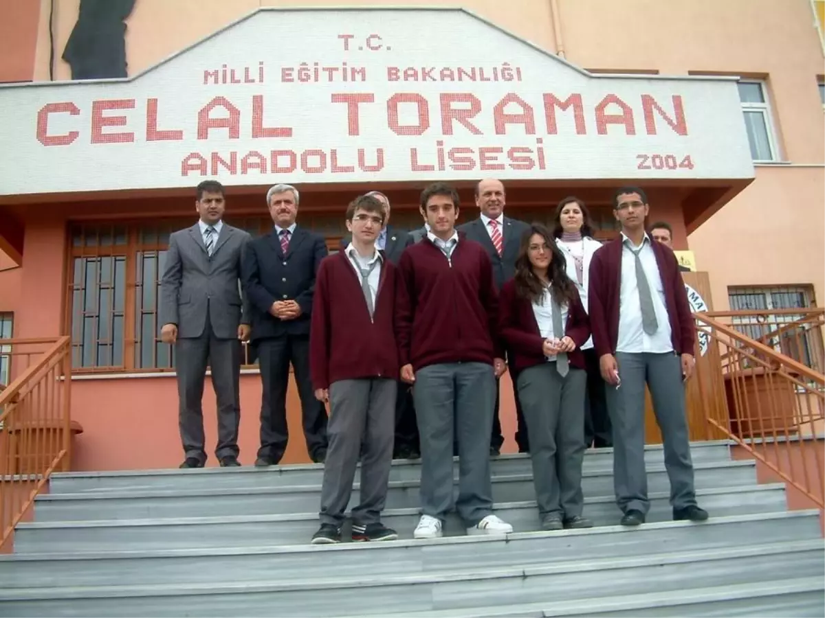 Balıkesirli Başkan Burhaniyeli Matematikçileri Ödüllendirdi