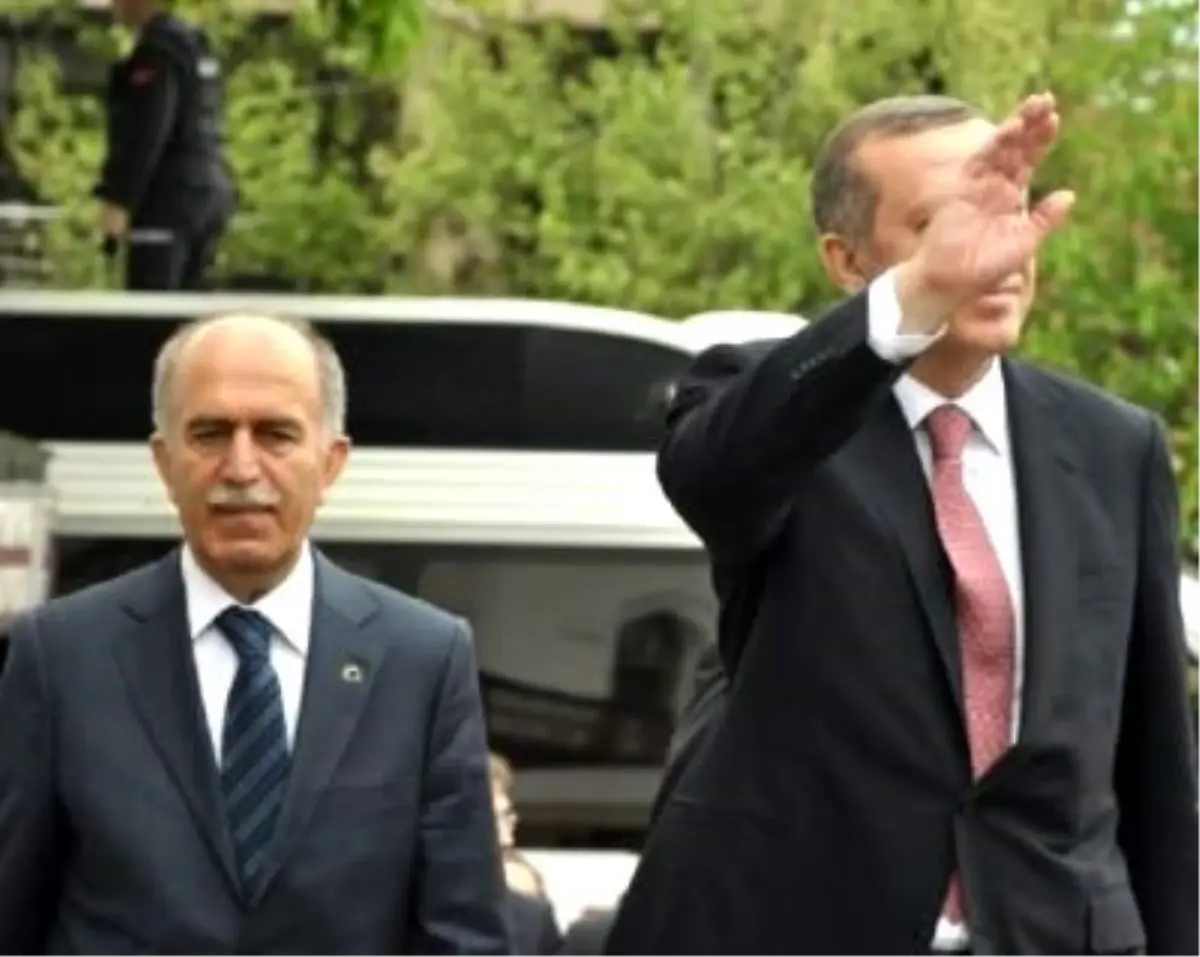 Erdoğan, Bursa\'da Arap Turizmcilere Seslendi: "Türkiye Sizin Eviniz" (2)