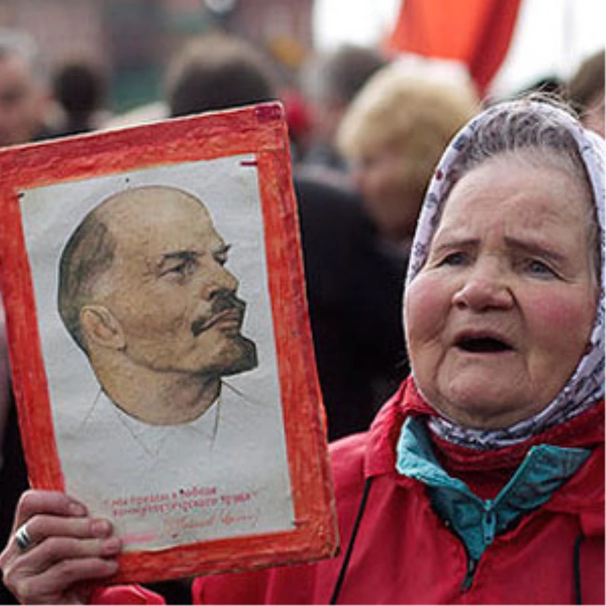 Lenin, 142. Doğum Yıl Dönümünde Kızıl Meydan\'da Anıldı