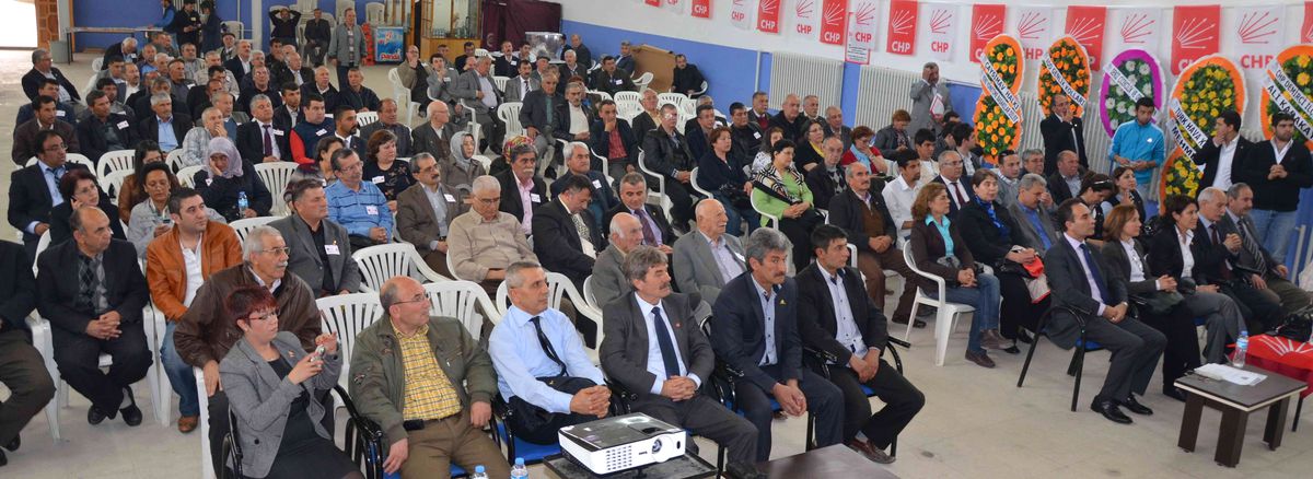 Simav CHP\'de Kasım Öner Güven Tazeledi