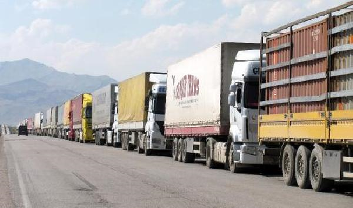Tır'la İran'a Giriş Kolay, Dönüş Zor