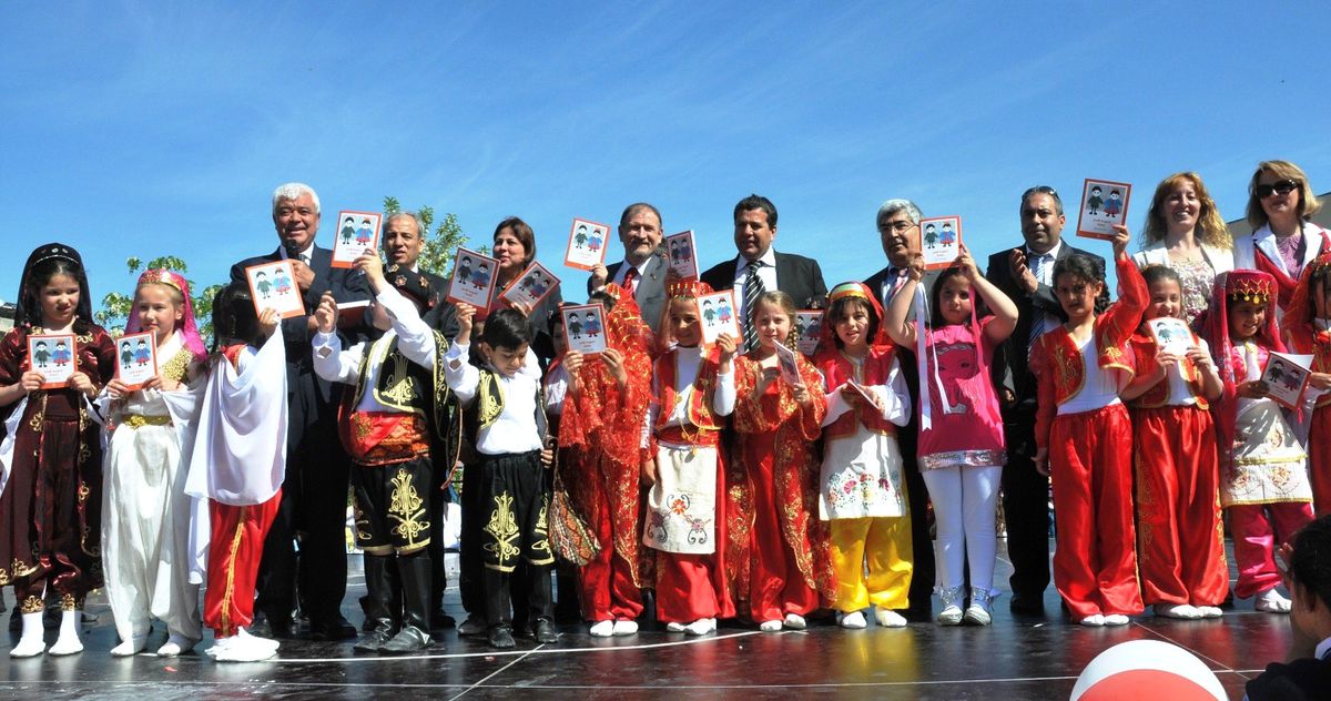 23 Nisan\'da Çocuklara Anlamlı Hediye