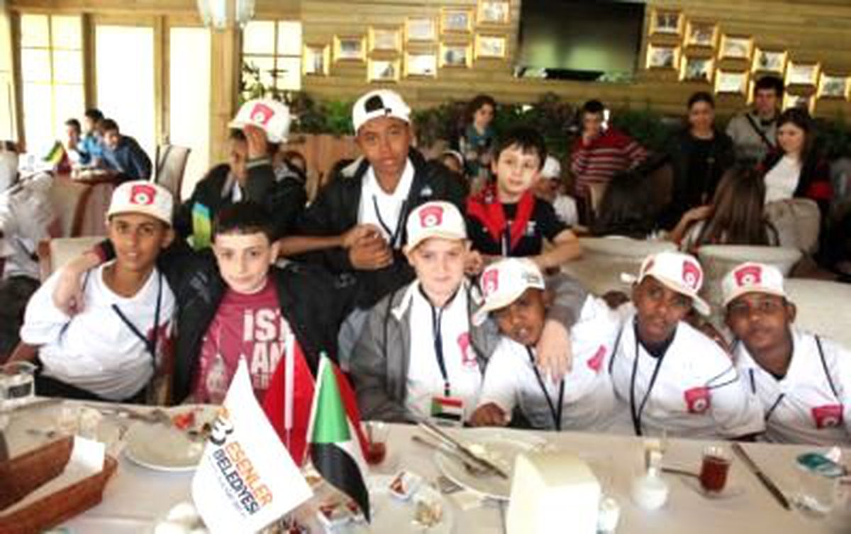 Afrikalı Çoçuklardan Dünya Liderlerine Barış Ekmeği