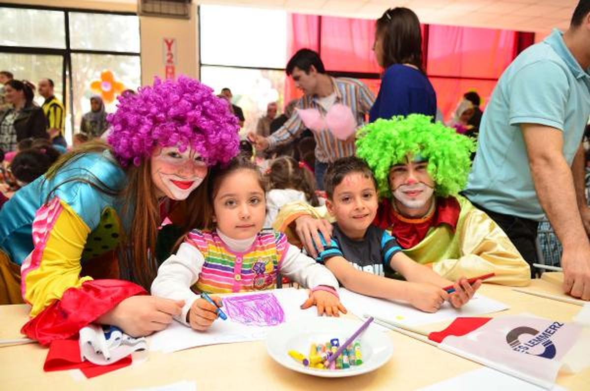 Alüminyum Fabrikasından Çalışanlar ve Çocukları İçin Bayram Etkinliği