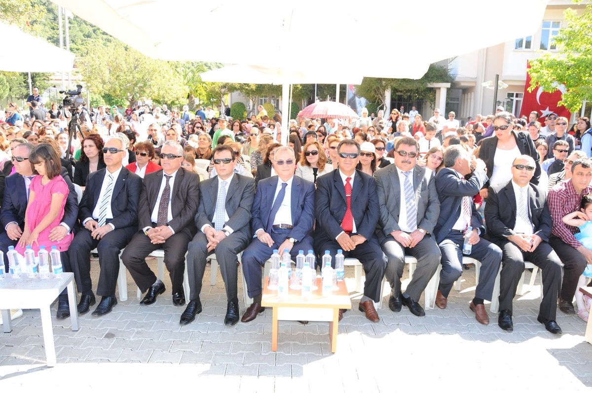 Armutalan'da 23 Nisan Kutlamaları