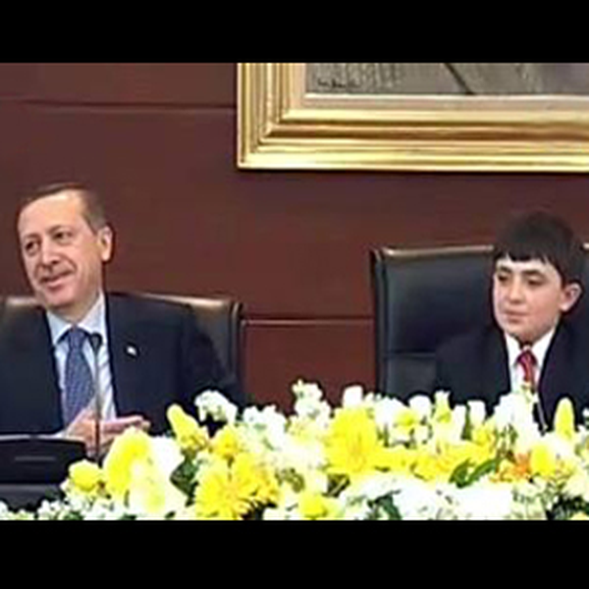 Minik Başbakan\'dan Bakan\'a Rest