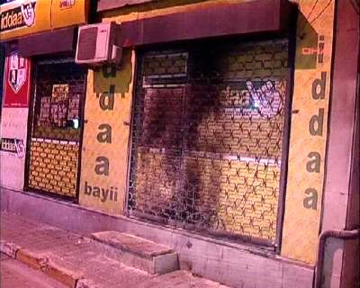Beyoğlu\'nda Molotoflu Saldırı