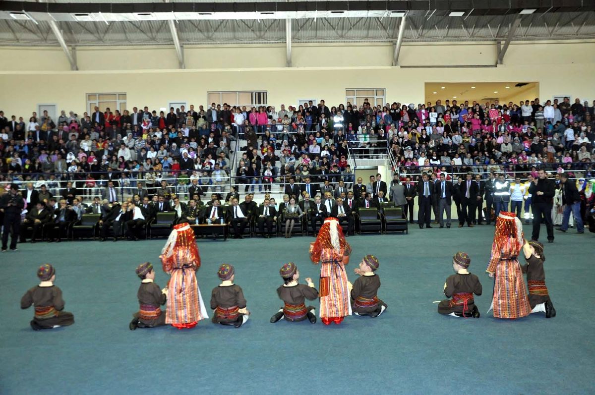 Bitlis\'te 23 Nisan Coşkusu