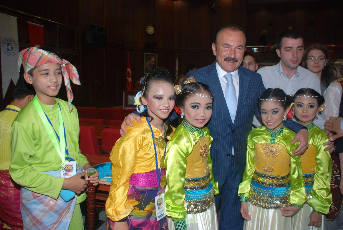Çocuk Hakları Okulu Geliyor