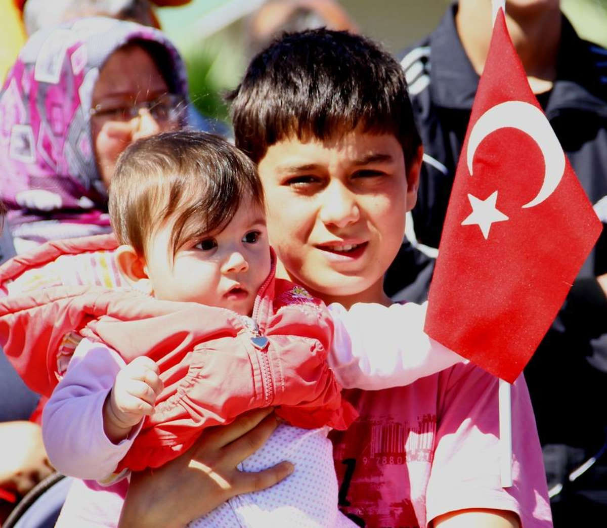 Edremit'te 23 Nisan Coşkusu