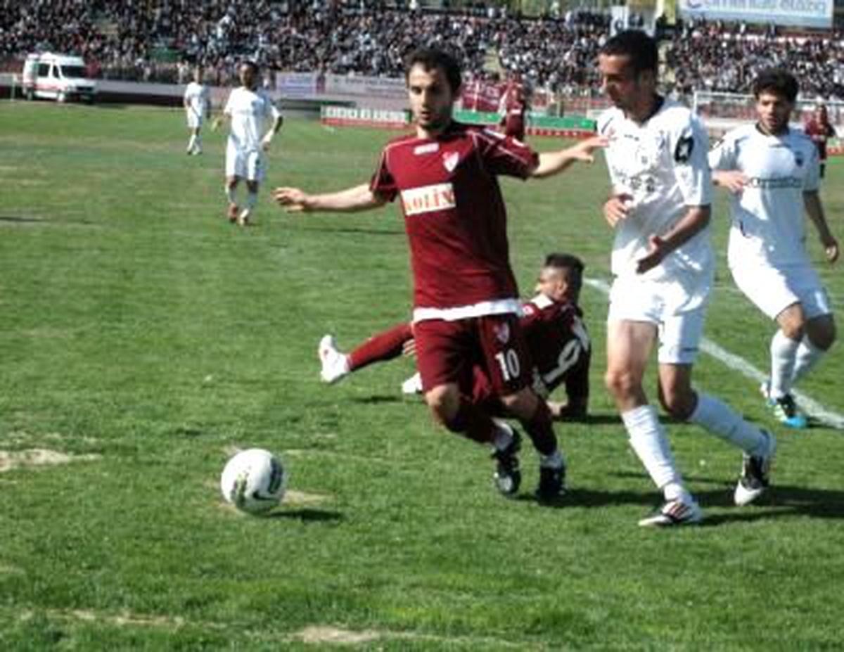 Elazığspor Kendi Sahasında Bir Puana Razı Oldu
