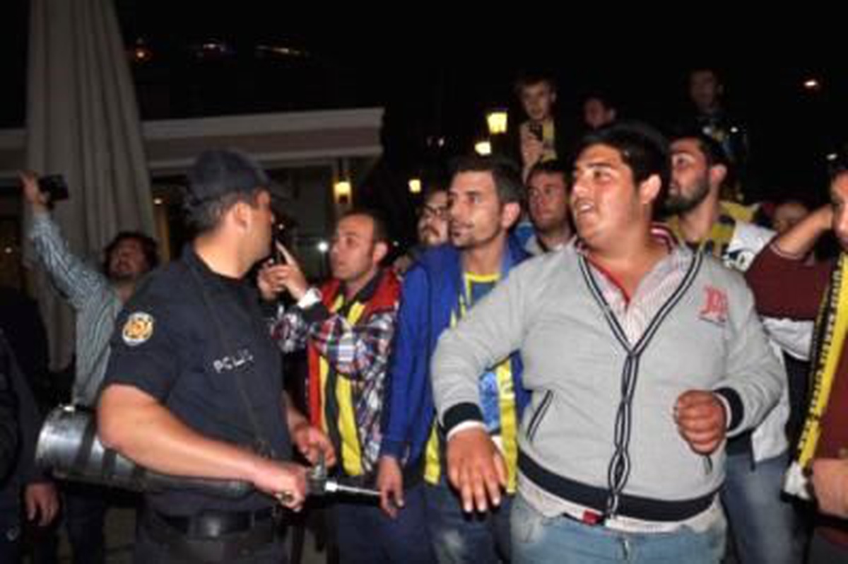 Fenerli Voleybolcuların, Fener Coşkusu