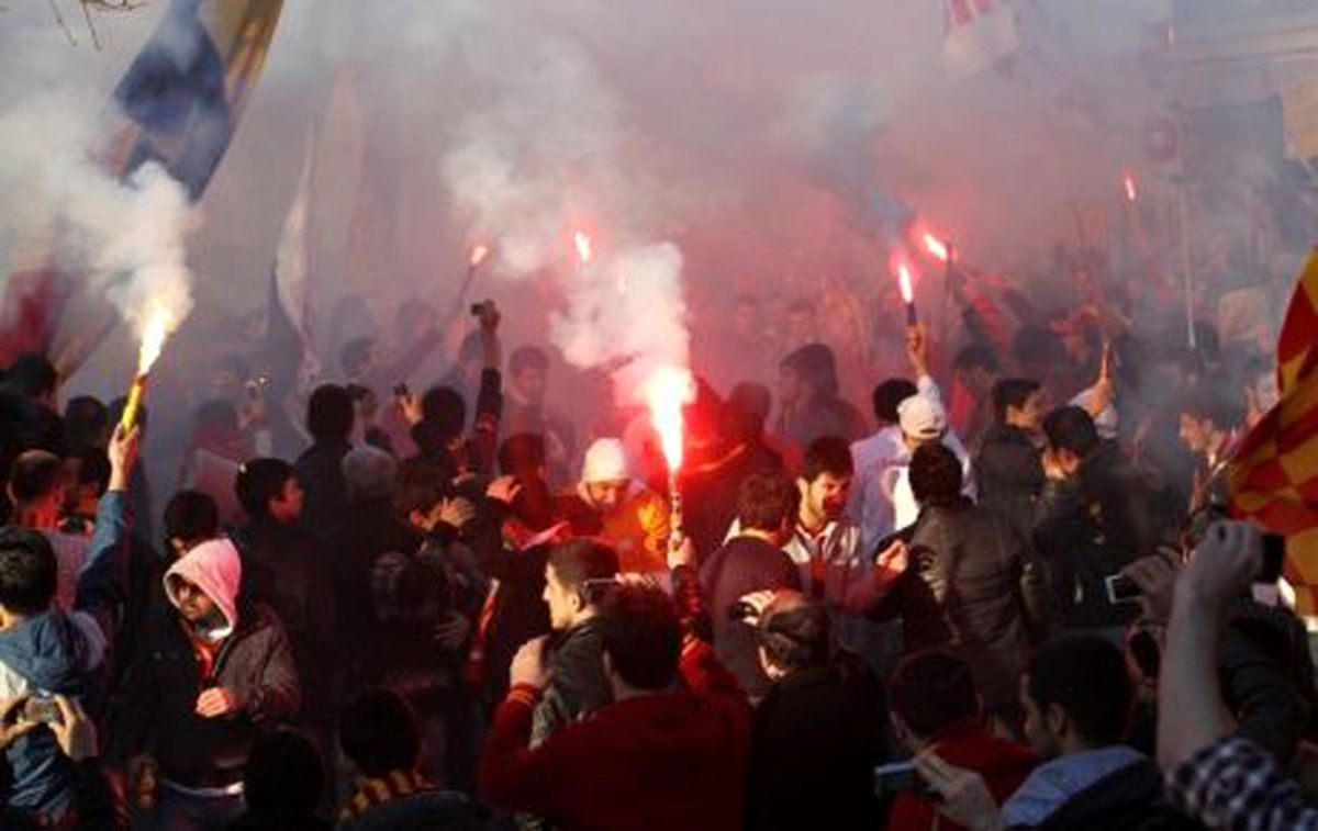 Galatasaray\'a Taraftar Morali